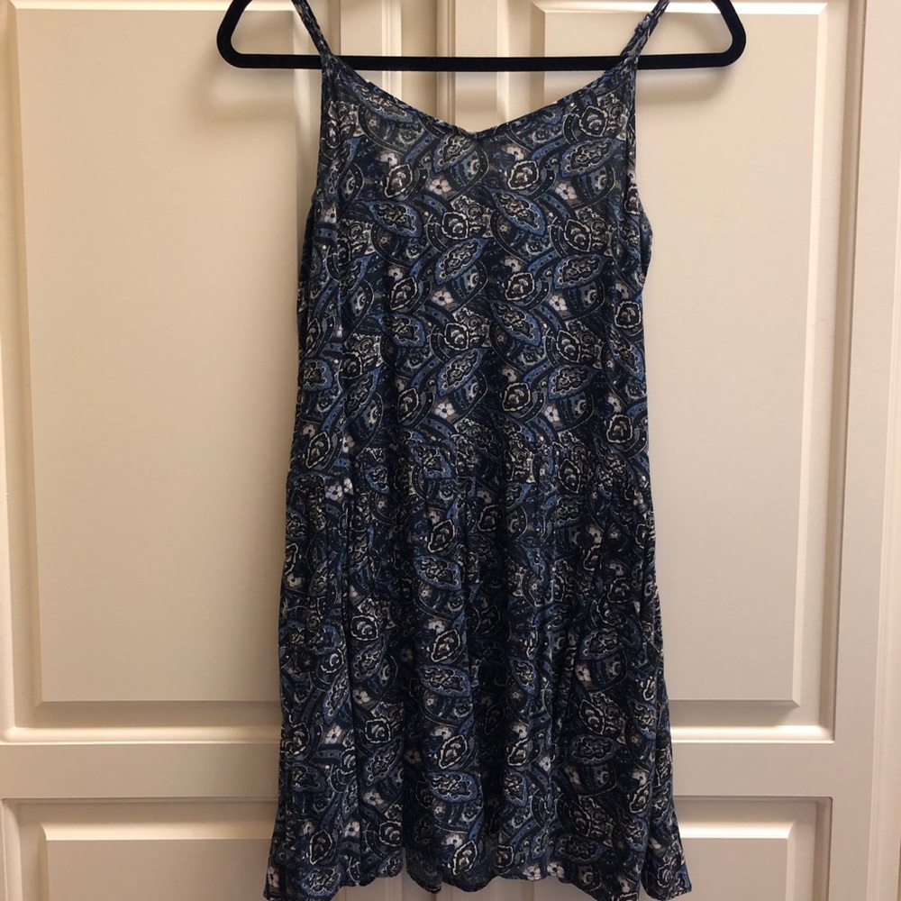 Printed floral sun dress!